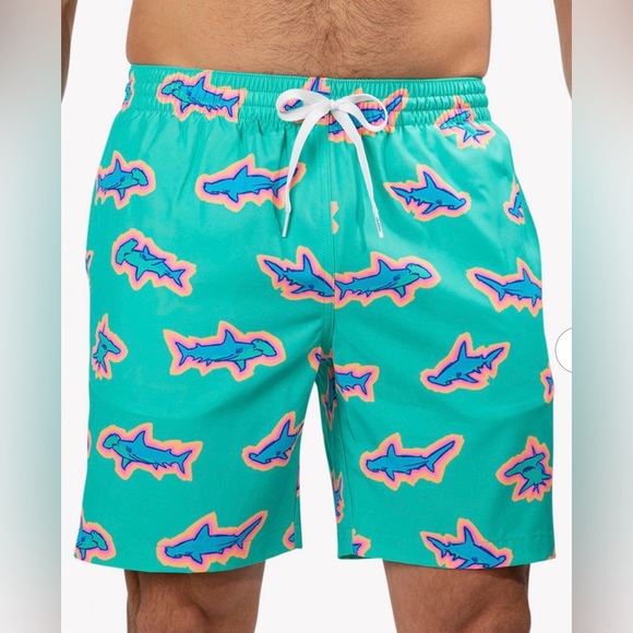 NWT Men’s Chubbies Apex Teal & Pink Shark Print Swim Trunks Size Large - Picture 1 of 10